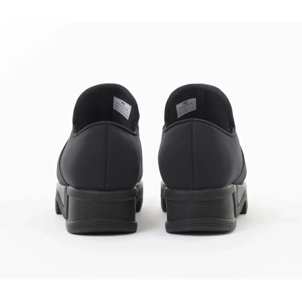 iRI NYC Wes Sneakers Black Unisex SZ 37 US 7 Slip Ons Neoprene Italian NEW